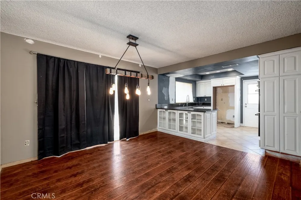 1871 Garretson Corona, CA 92879
