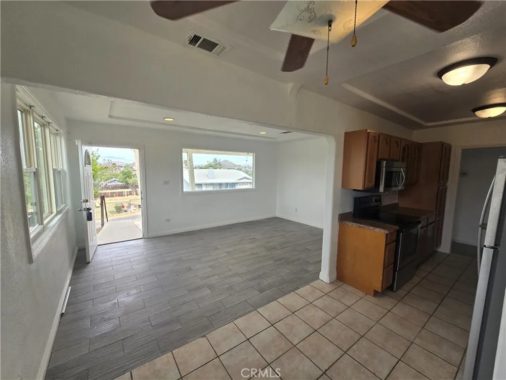 28530 Williams Drive Quail Valley, CA 92587