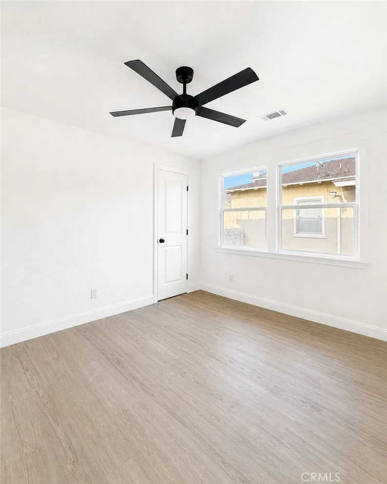 1315 E 55th Long Beach, CA 90805