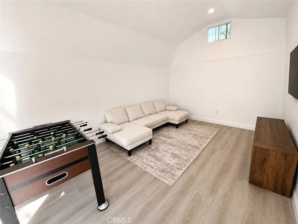 1315 E 55th Long Beach, CA 90805