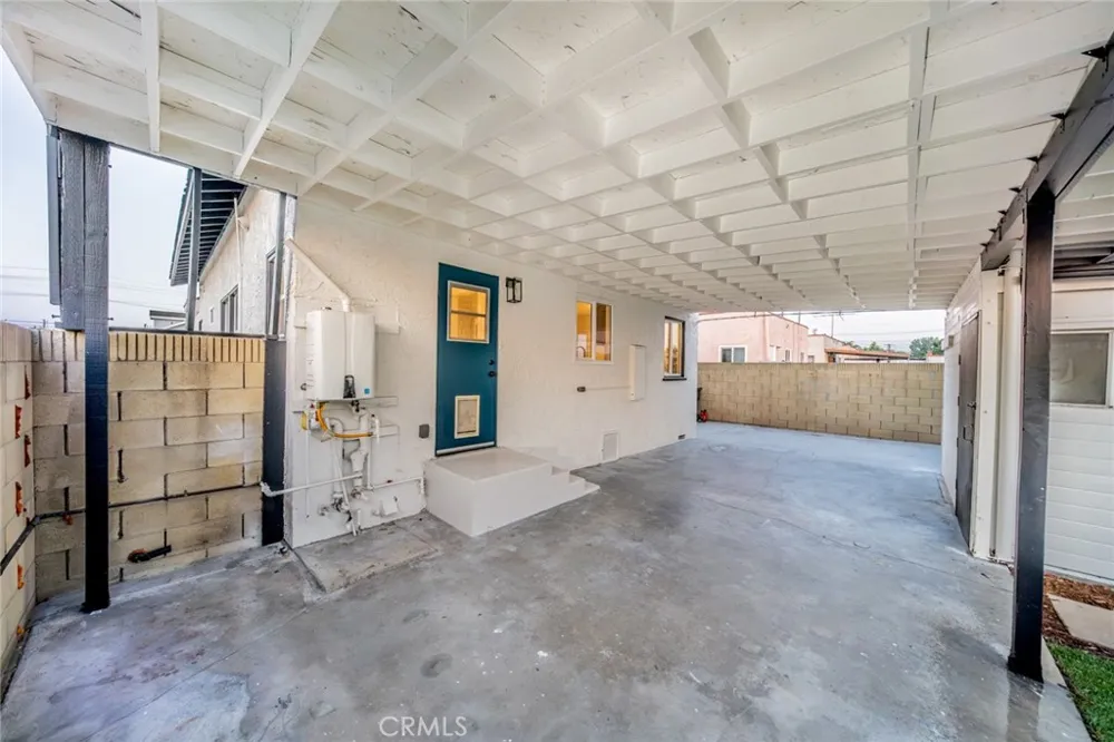 1315 E 55th Long Beach, CA 90805
