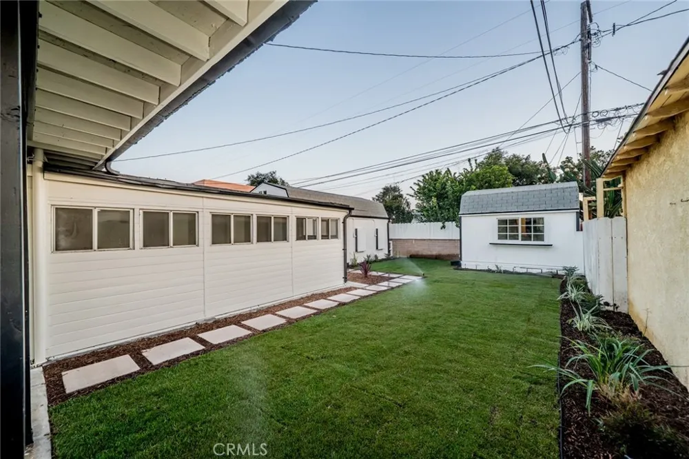 1315 E 55th Long Beach, CA 90805