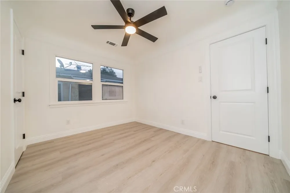 1315 E 55th Long Beach, CA 90805