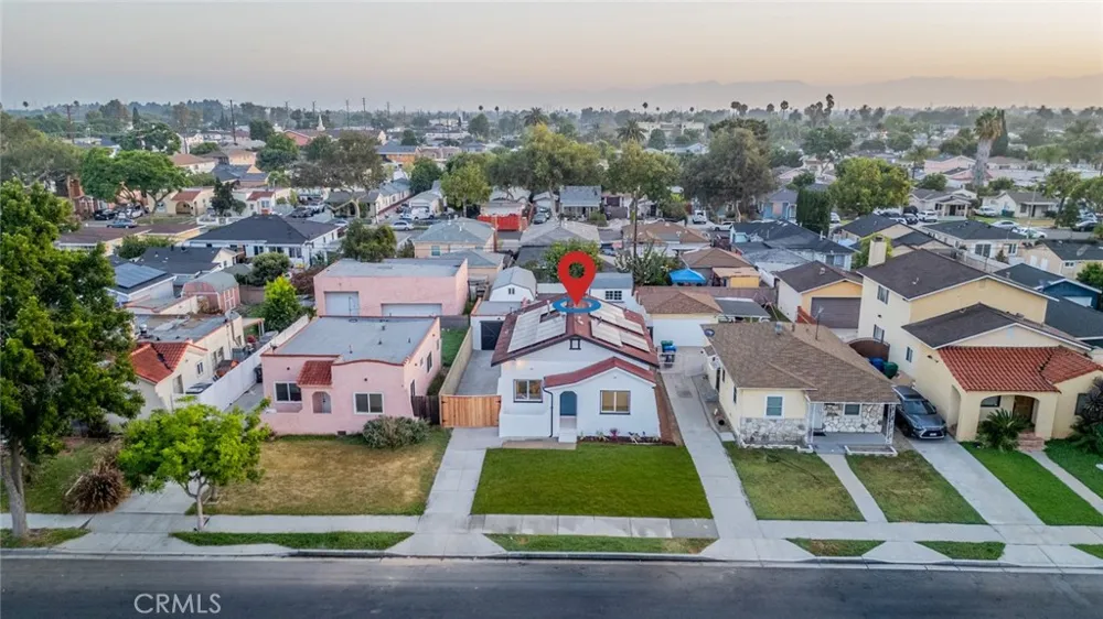 1315 E 55th Long Beach, CA 90805