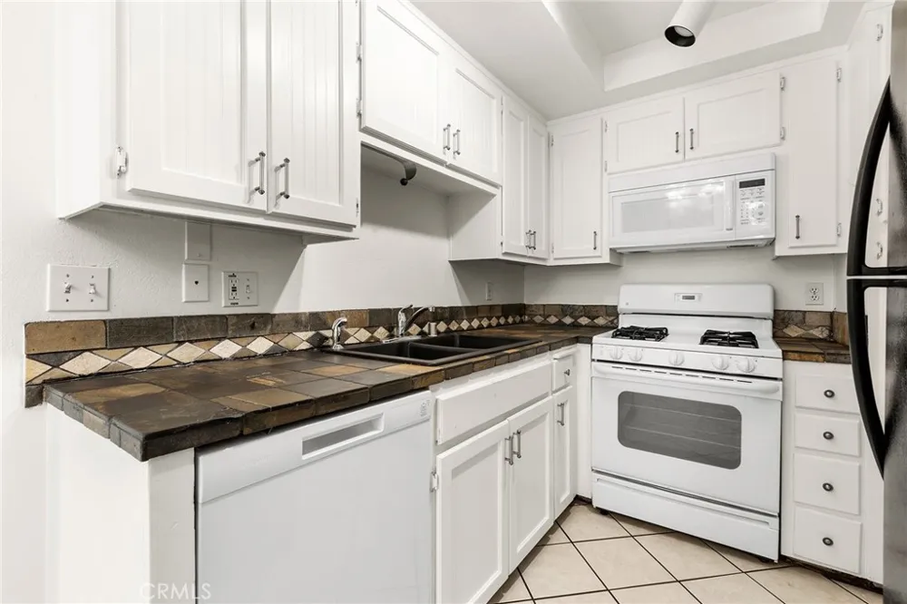 1269 Edwards Street #12 Redlands, CA 92374