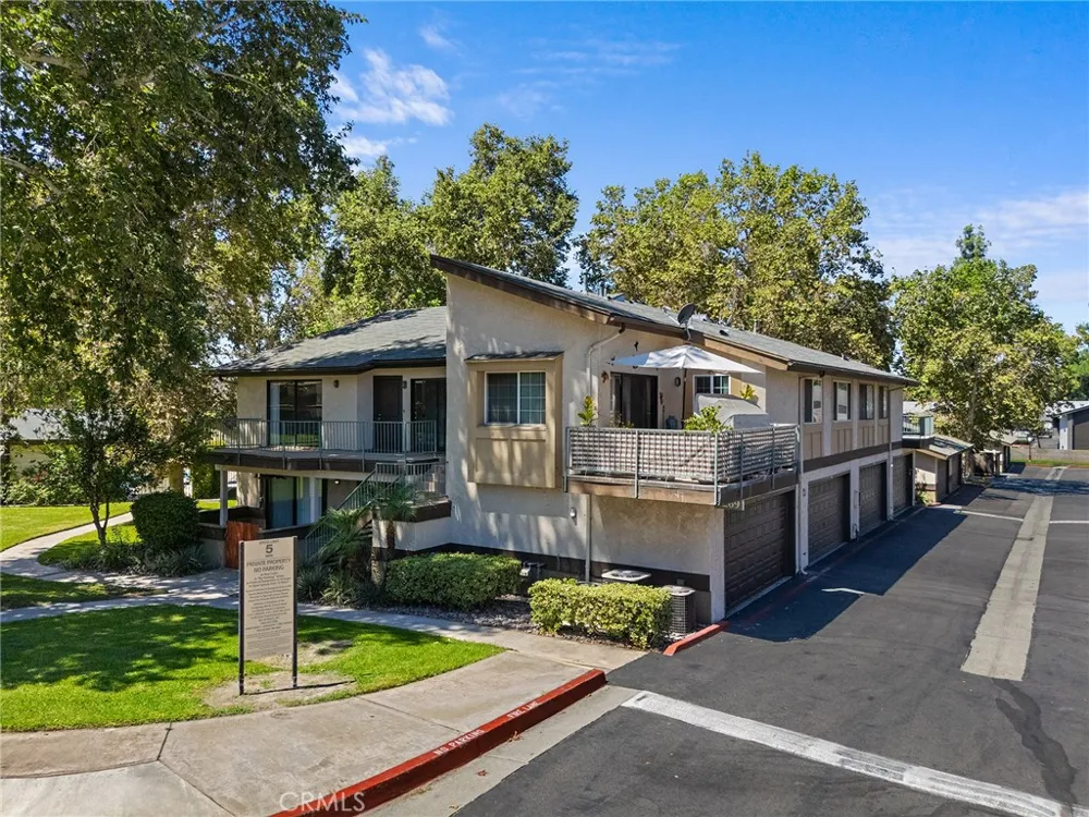 1269 Edwards Street #12 Redlands, CA 92374