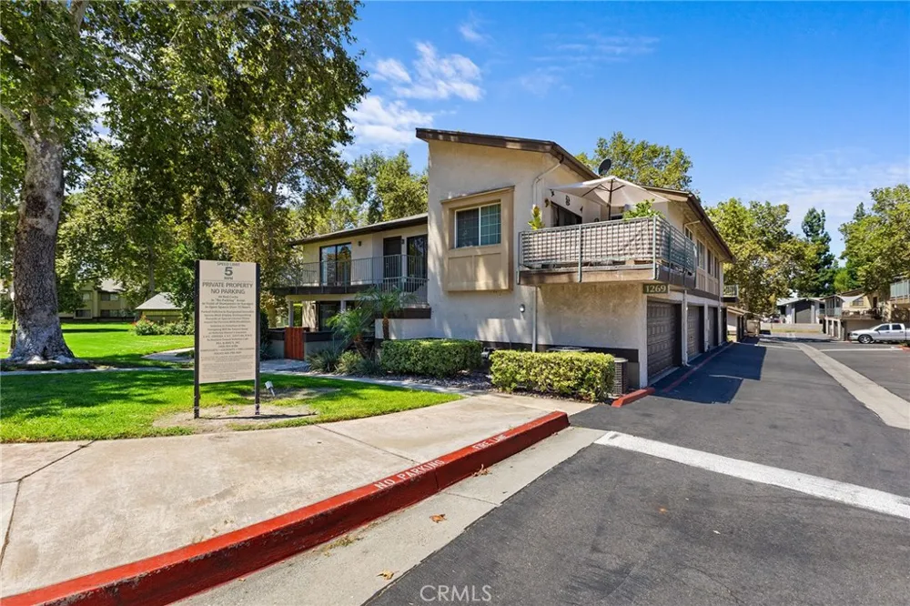 1269 Edwards Street #12 Redlands, CA 92374