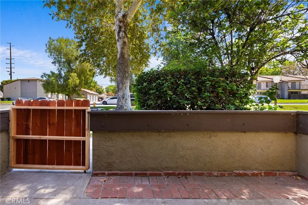 1269 Edwards Street #12 Redlands, CA 92374