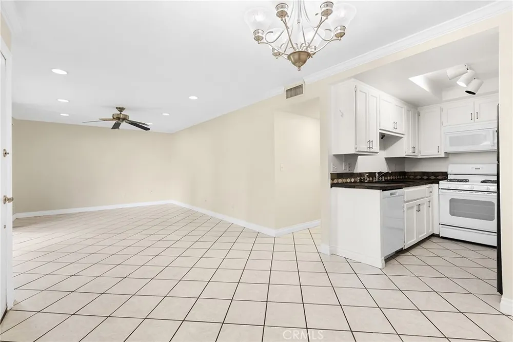 1269 Edwards Street #12 Redlands, CA 92374