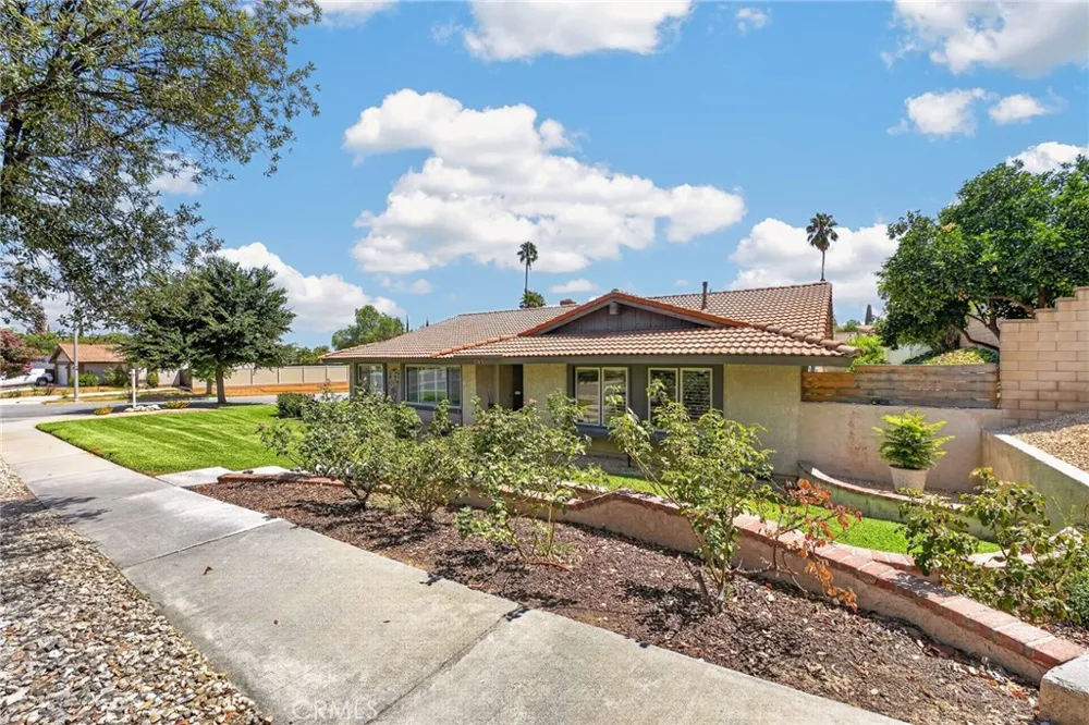 161 Channing Street Redlands, CA 92373