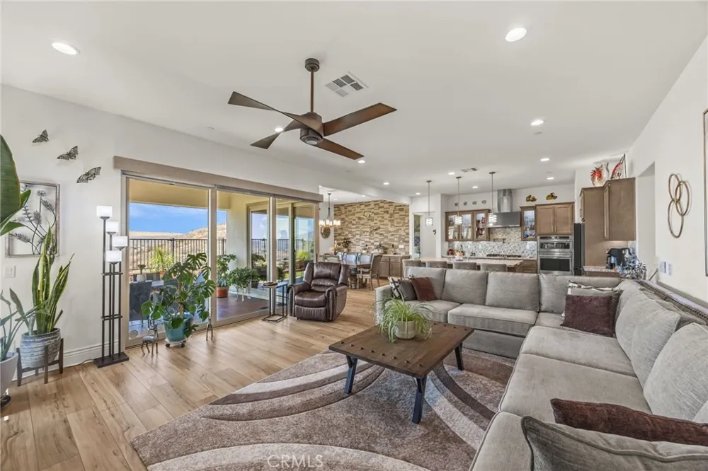11536 Arch Hill Corona, CA 92883