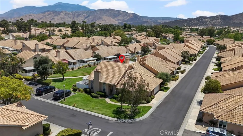 510 La Costa Banning, CA 92220