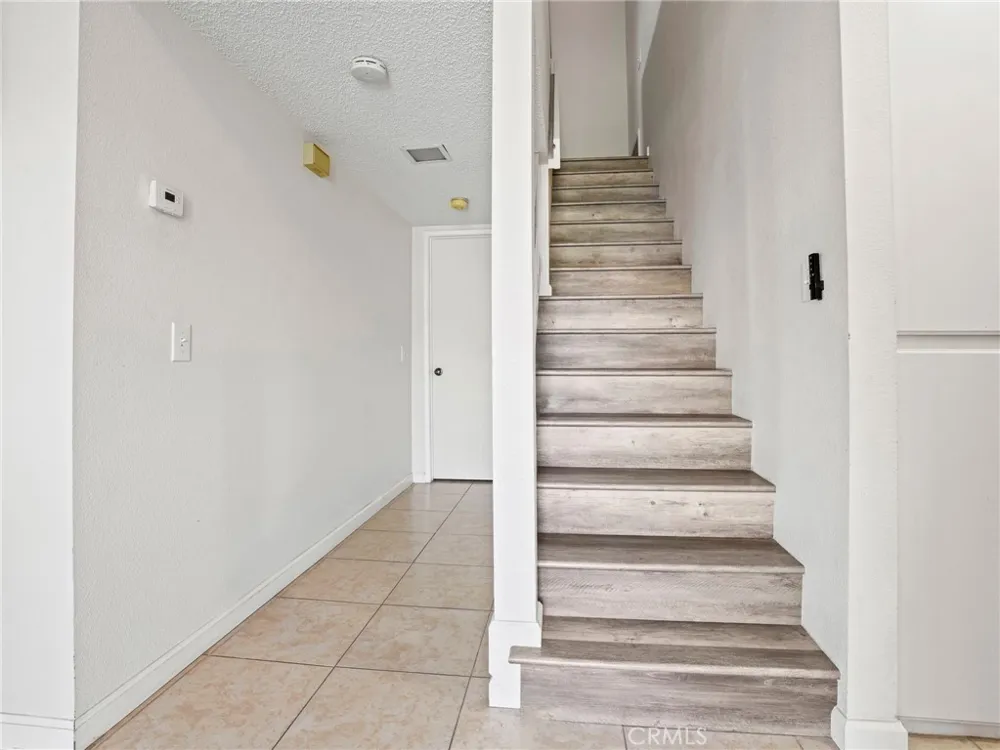 510 La Costa Banning, CA 92220