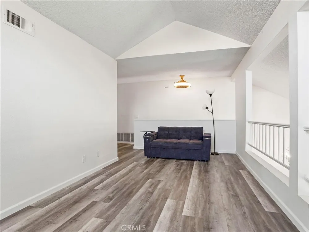 510 La Costa Banning, CA 92220