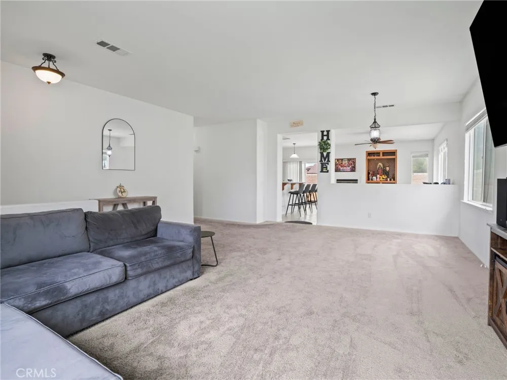 13806 Linda Victorville, CA 92392