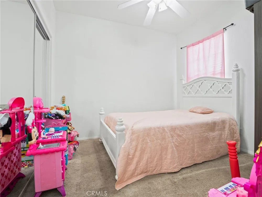 13806 Linda Victorville, CA 92392