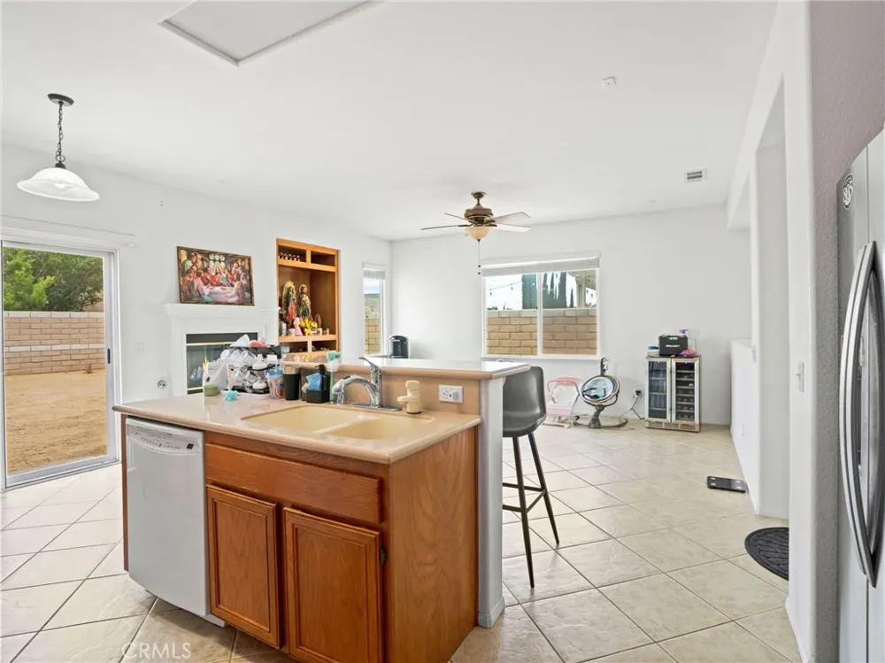 13806 Linda Victorville, CA 92392