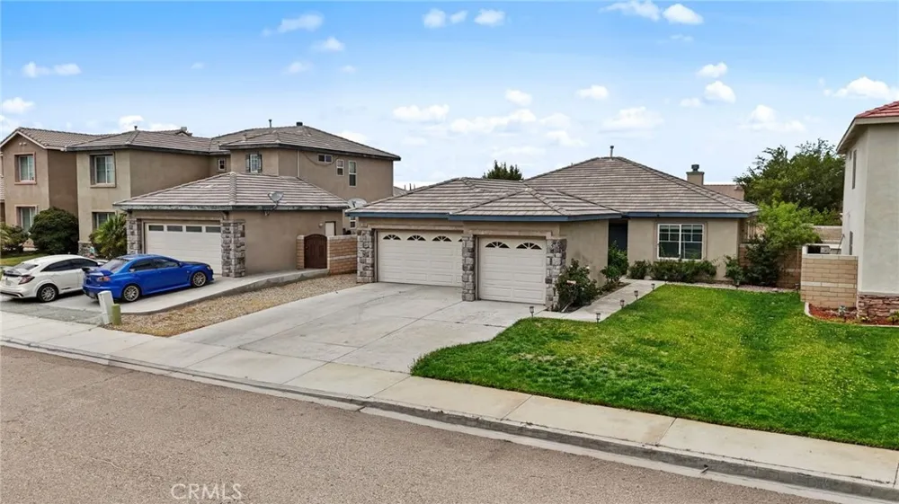 13806 Linda Victorville, CA 92392
