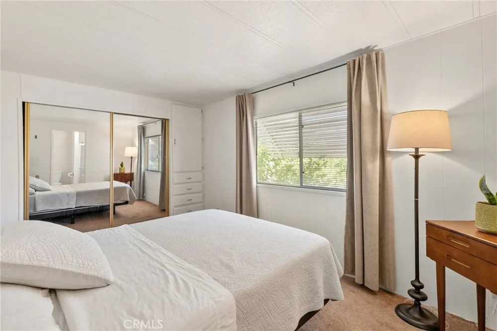 2205 W Acacia Avenue #125 Hemet, CA 92545