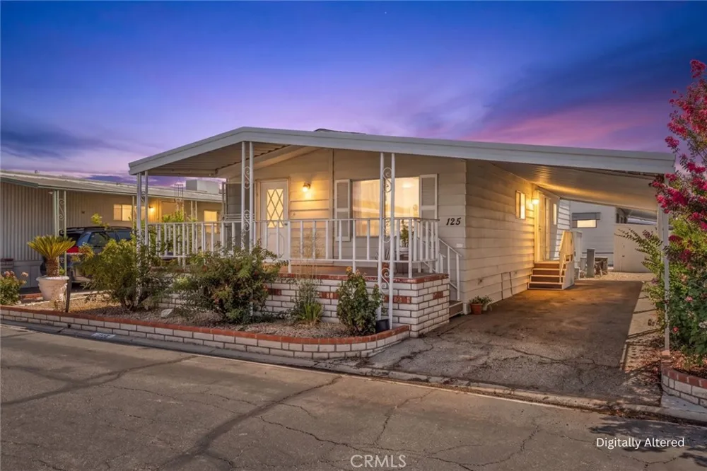 2205 W Acacia Avenue #125 Hemet, CA 92545