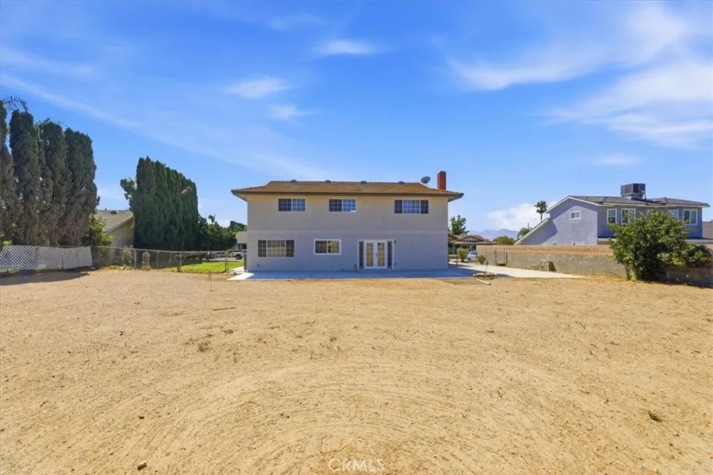 11529 Geyser Jurupa Valley, CA 91752