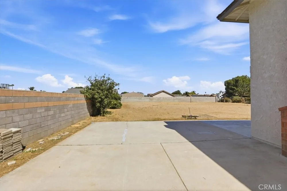 11529 Geyser Jurupa Valley, CA 91752