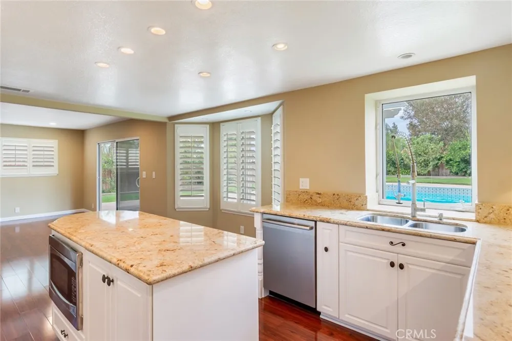 625 Greenwood Court Redlands, CA 92373