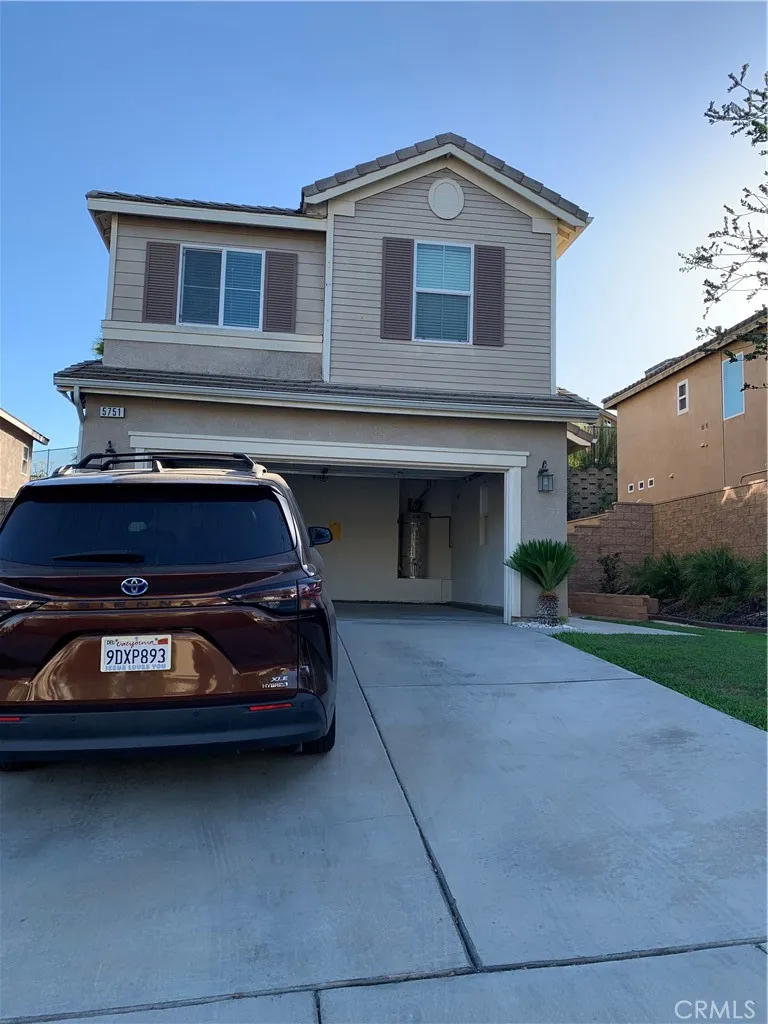 5751 Autumnwood Jurupa Valley, CA 92509