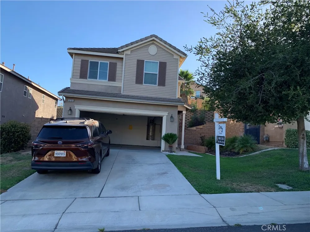 5751 Autumnwood Jurupa Valley, CA 92509