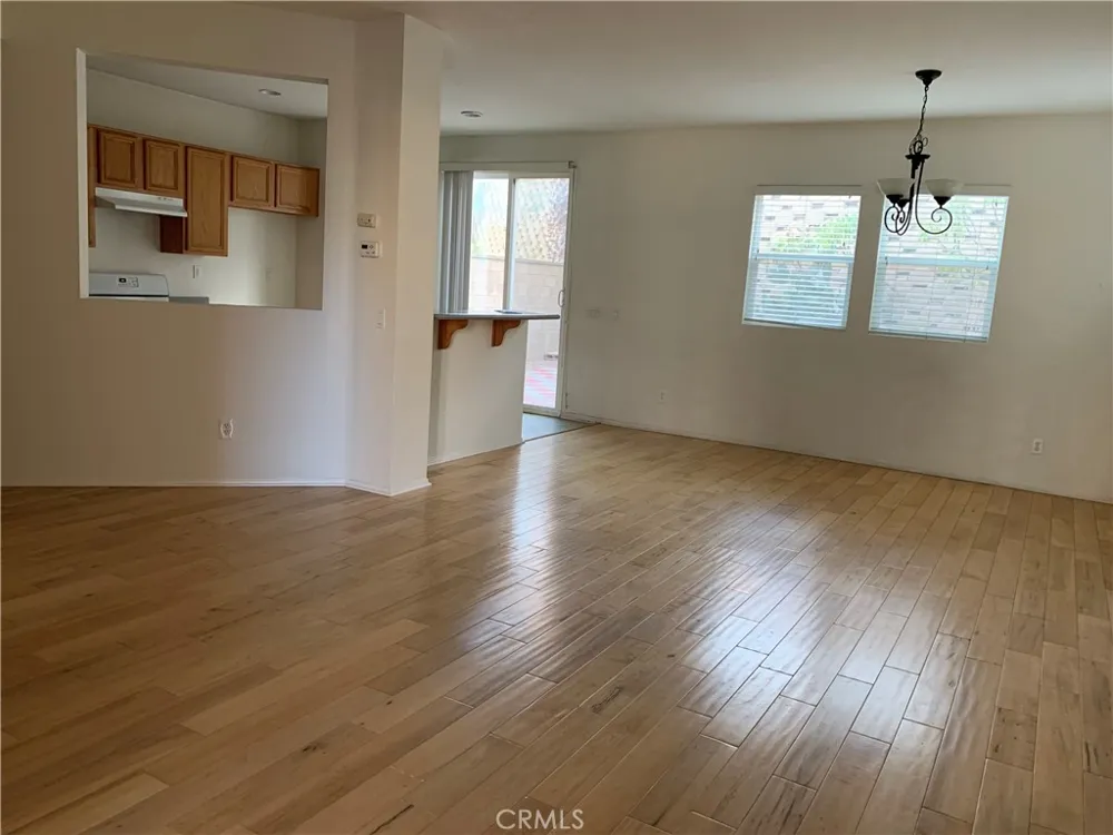 5751 Autumnwood Jurupa Valley, CA 92509