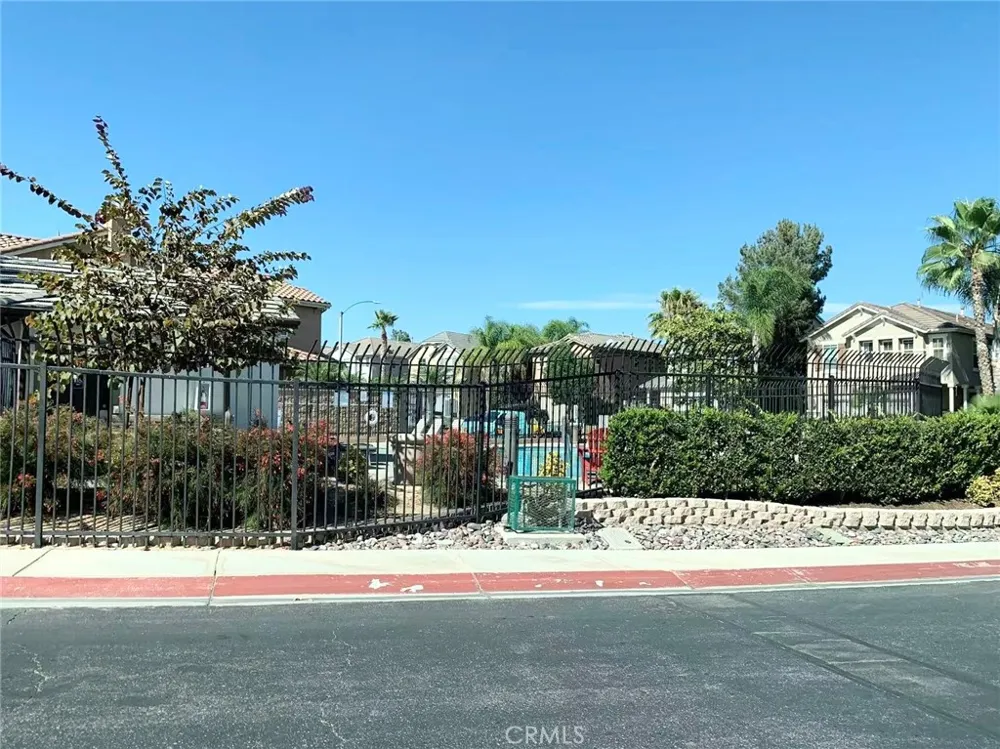 5751 Autumnwood Jurupa Valley, CA 92509