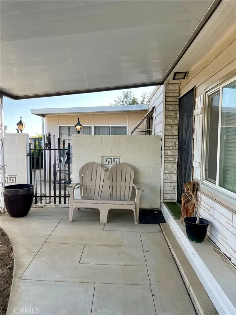 10415 Frontier Cherry Valley, CA 92223