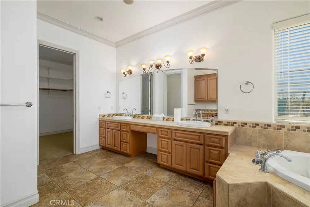 32330 Elsinore Heights Wildomar, CA 92595