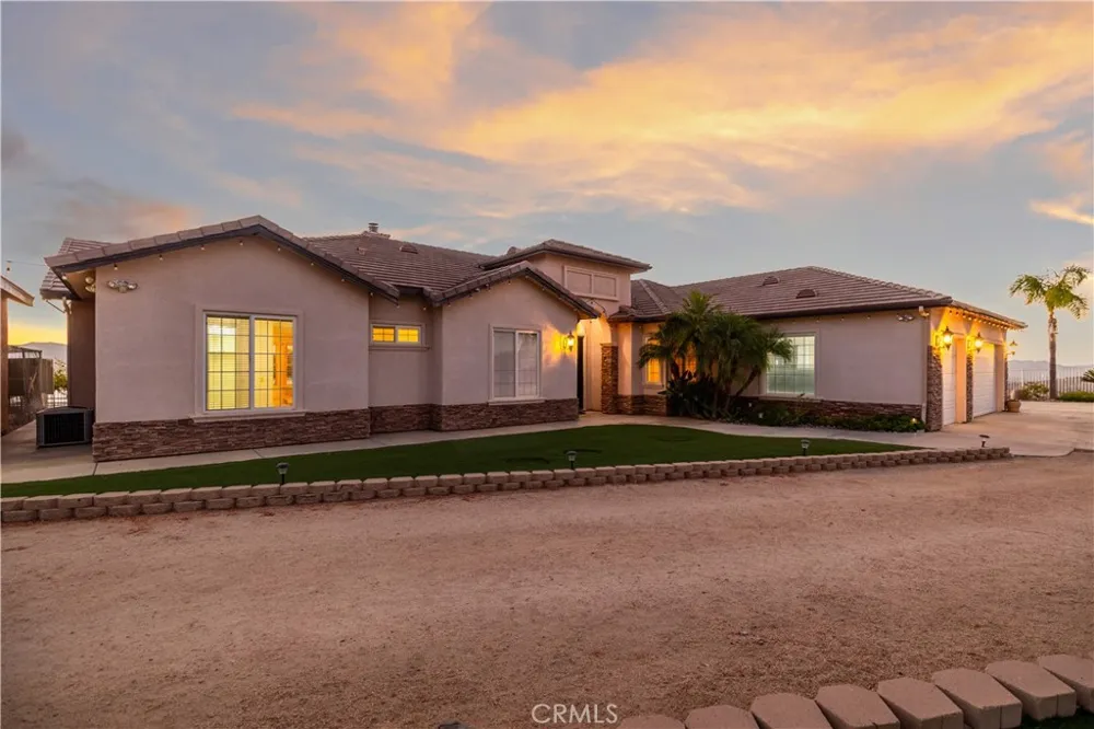 32330 Elsinore Heights Wildomar, CA 92595