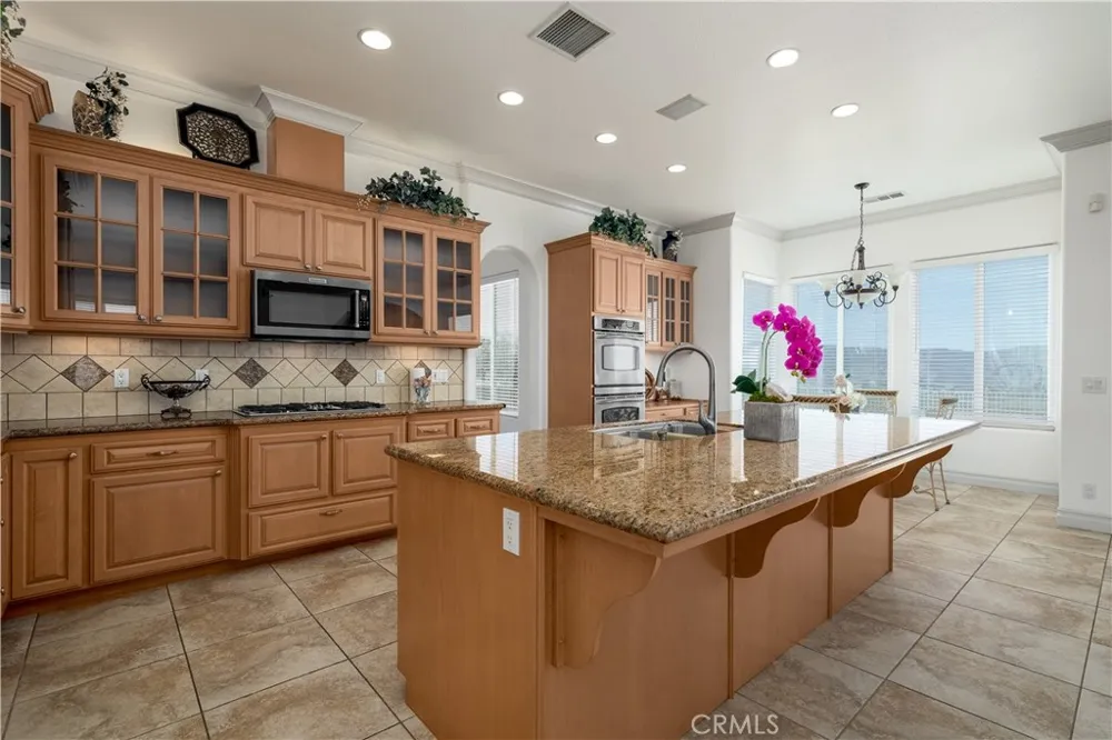 32330 Elsinore Heights Wildomar, CA 92595