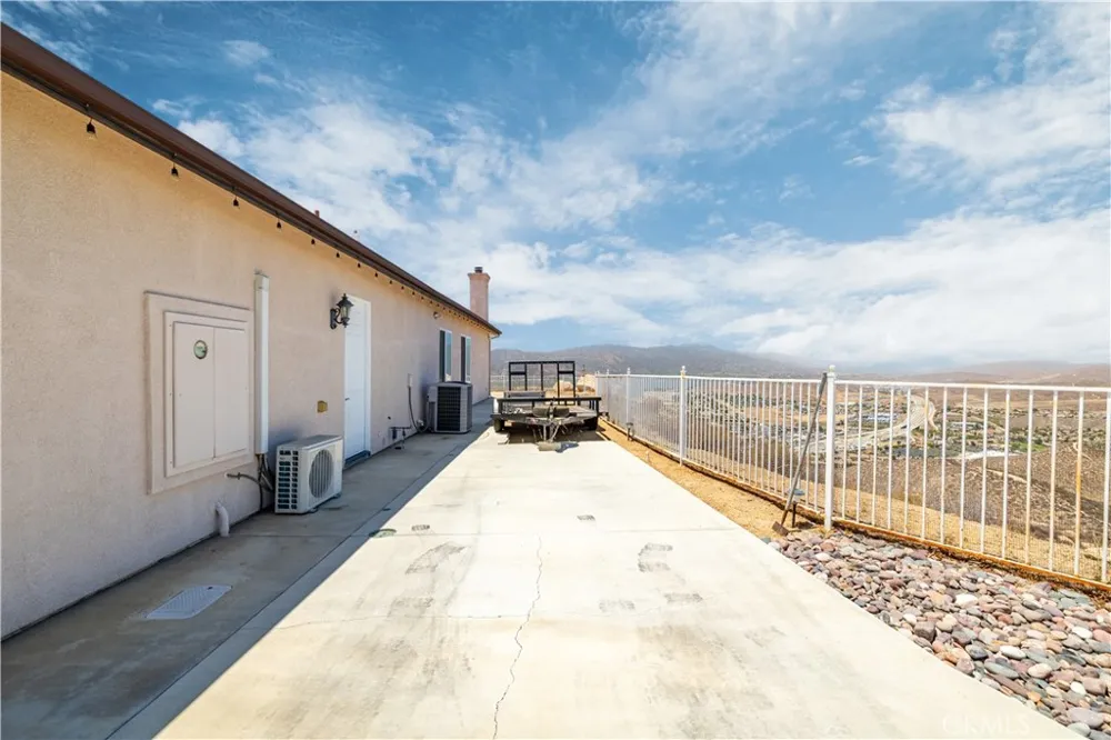 32330 Elsinore Heights Wildomar, CA 92595