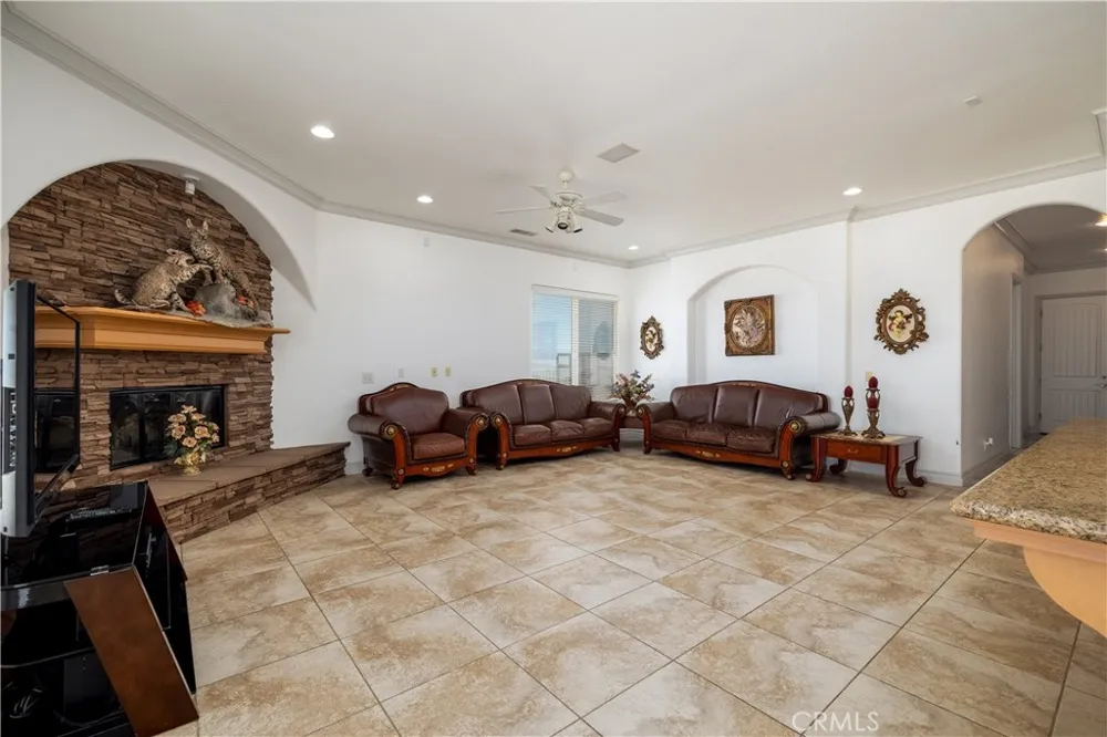 32330 Elsinore Heights Wildomar, CA 92595