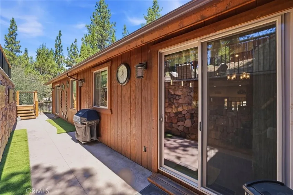 734 Tehama Big Bear Lake, CA 92315