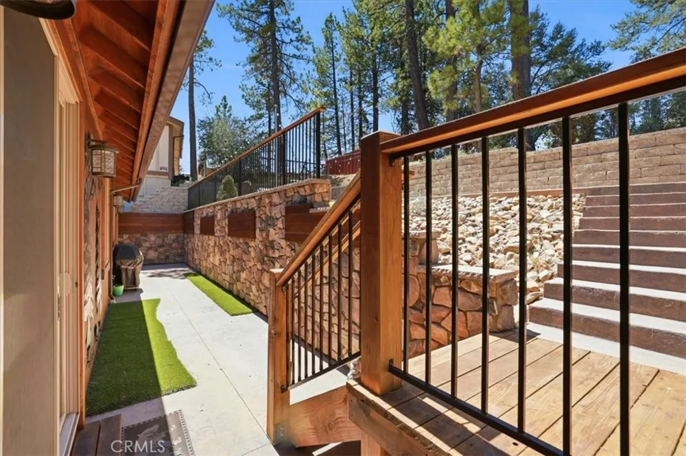 734 Tehama Big Bear Lake, CA 92315