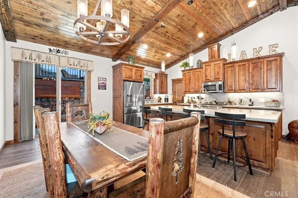 734 Tehama Big Bear Lake, CA 92315