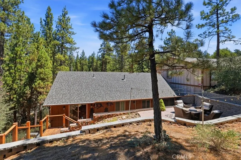 734 Tehama Big Bear Lake, CA 92315