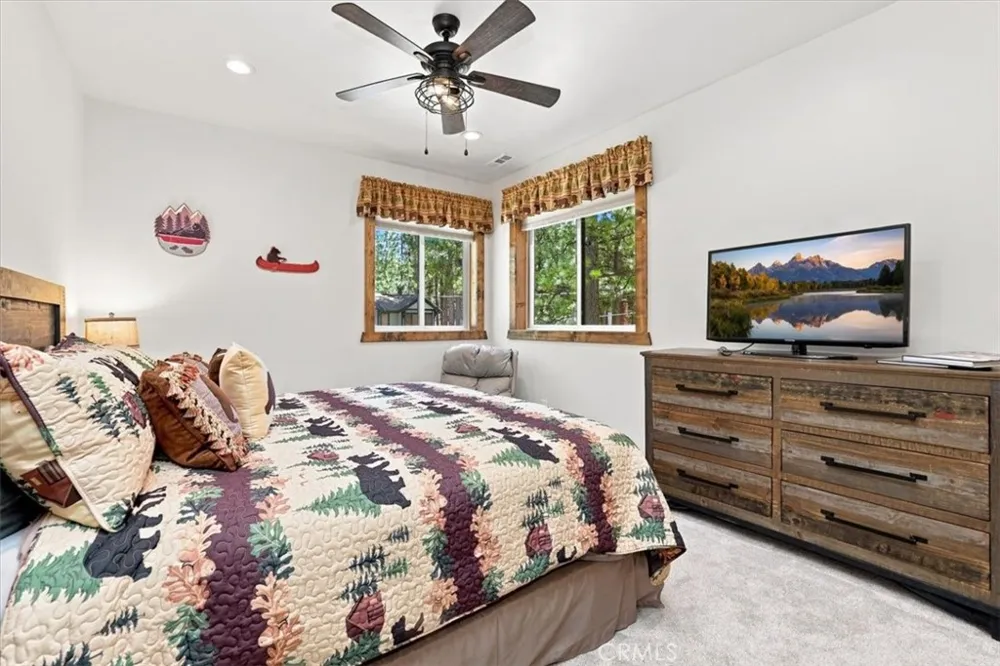 734 Tehama Big Bear Lake, CA 92315
