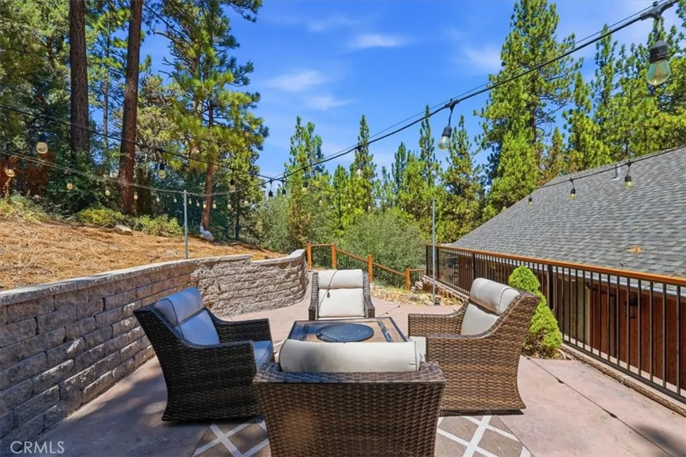 734 Tehama Big Bear Lake, CA 92315