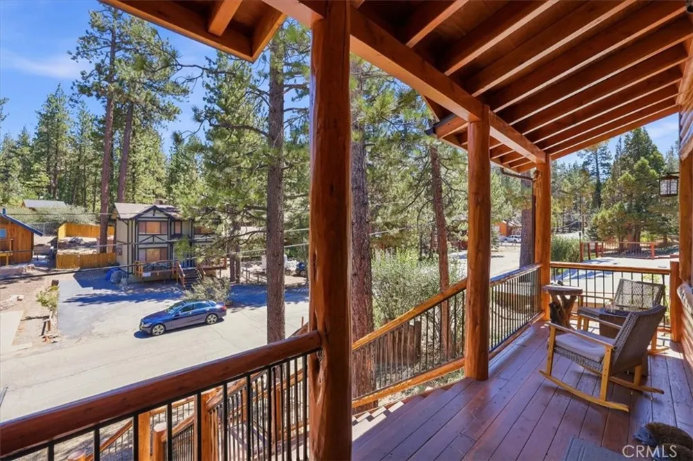 734 Tehama Big Bear Lake, CA 92315
