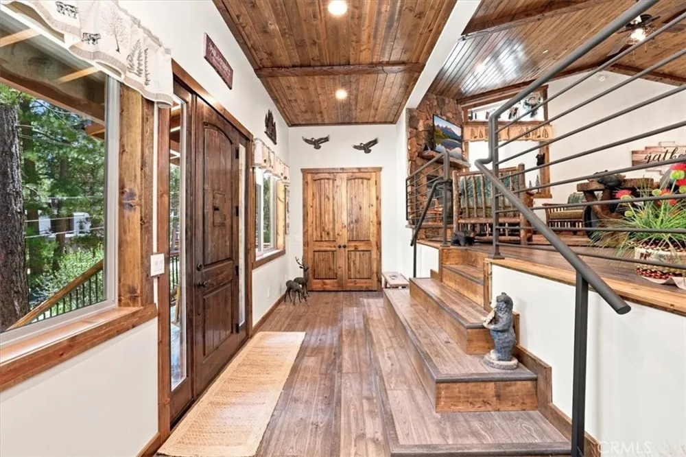 734 Tehama Big Bear Lake, CA 92315