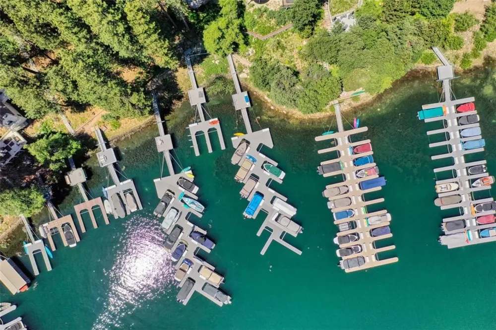 27457 North Bay Lake Arrowhead, CA 92352