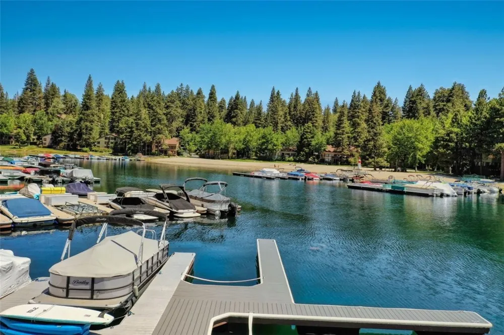 27457 North Bay Lake Arrowhead, CA 92352