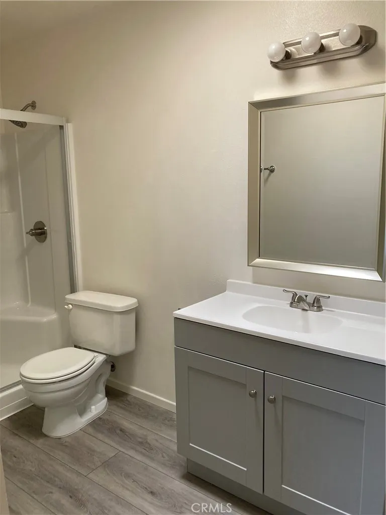 8505 Columbus Avenue #304 North Hills, CA 91343