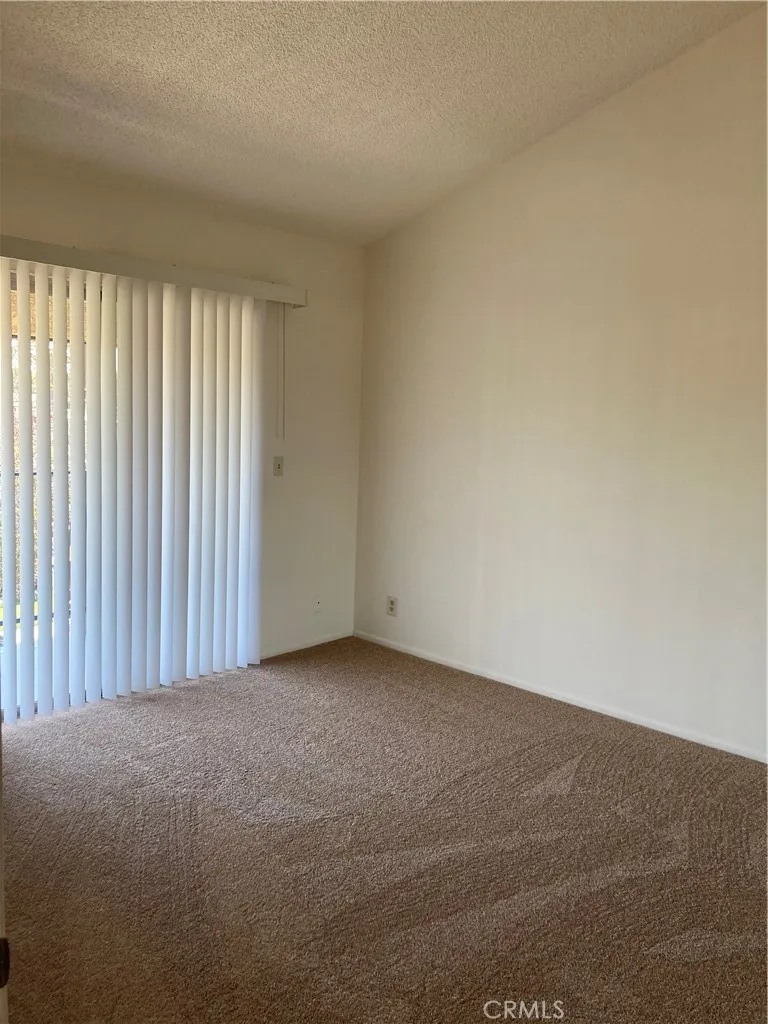 8505 Columbus Avenue #304 North Hills, CA 91343