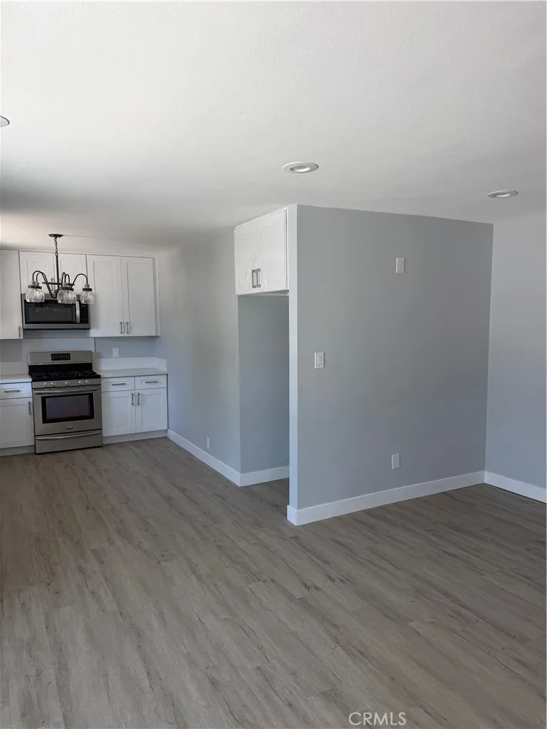 1512 E 125th Compton, CA 90222